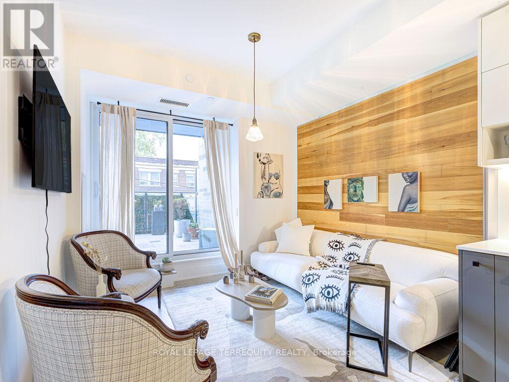 201 - 1888 QUEEN STREET E, Toronto, Ontario