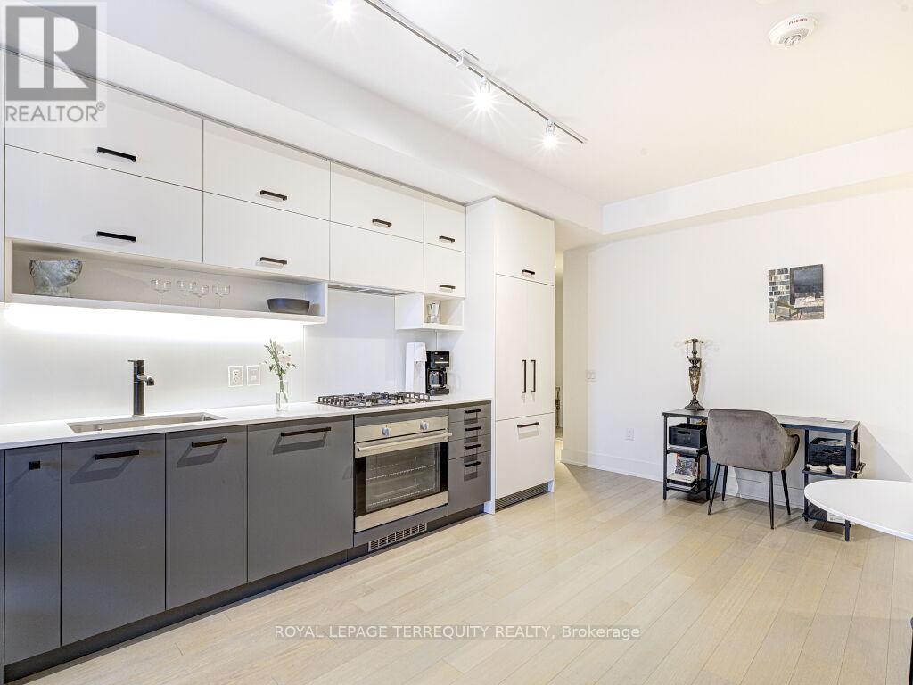 201 - 1888 Queen Street E, Toronto, Ontario  M4L 1H4 - Photo 3 - E12601076