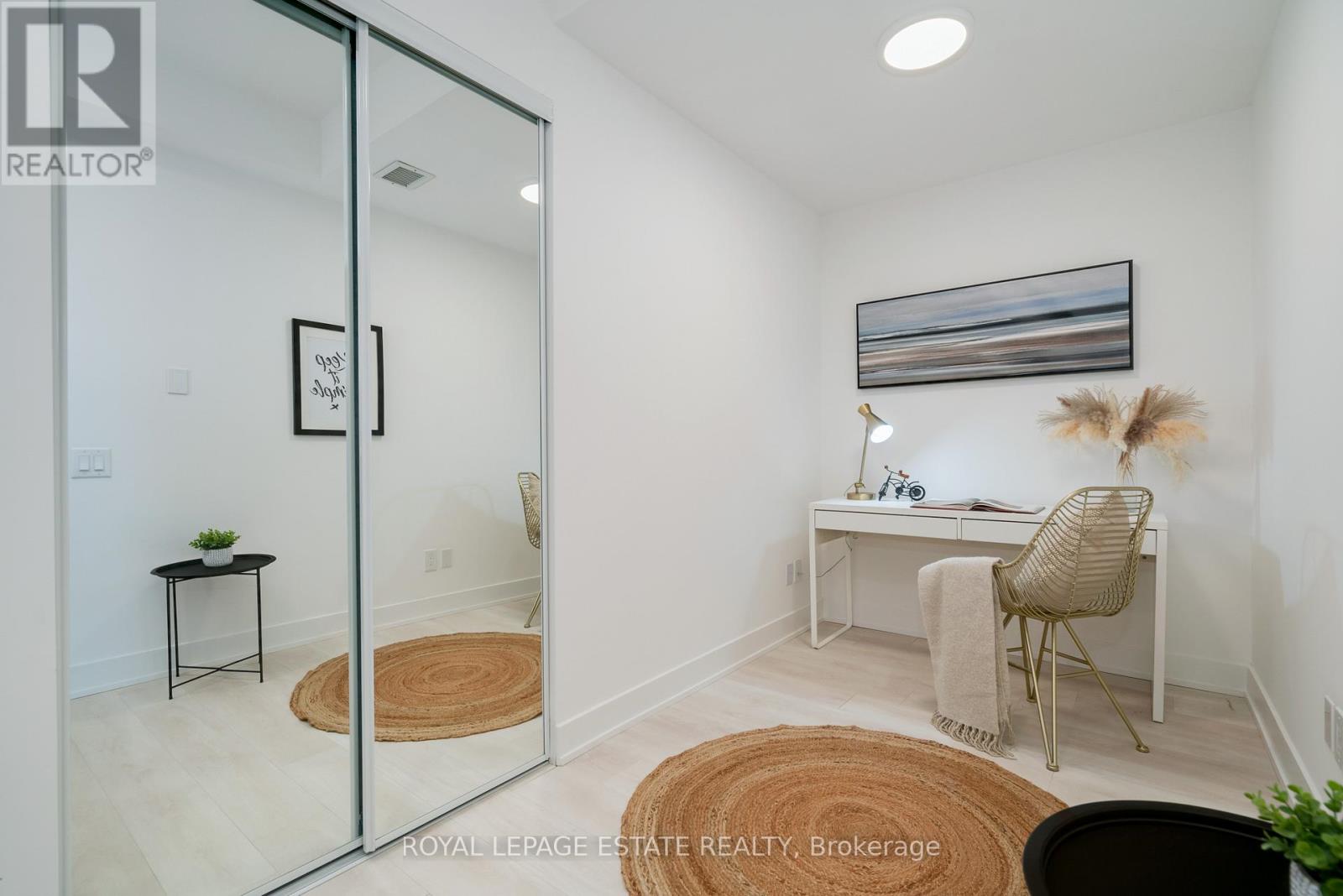 404 - 1285 Queen Street E, Toronto, Ontario  M4L 0B6 - Photo 14 - E12601132