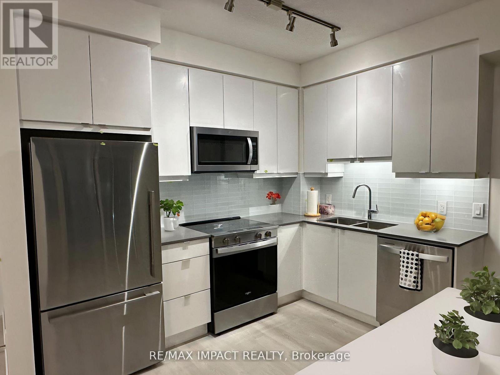 821 - 3270 Sheppard Avenue E, Toronto, Ontario  M1T 3K3 - Photo 4 - E12601134