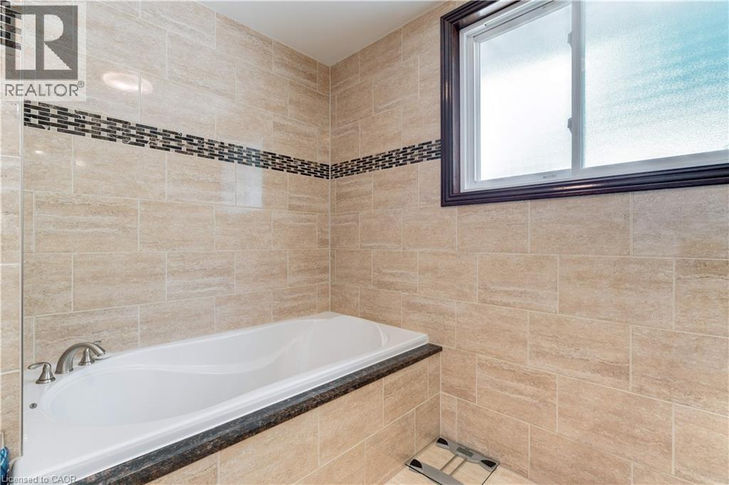 4 Beston Drive, Hamilton, Ontario  L8T 4V7 - Photo 17 - 40752485