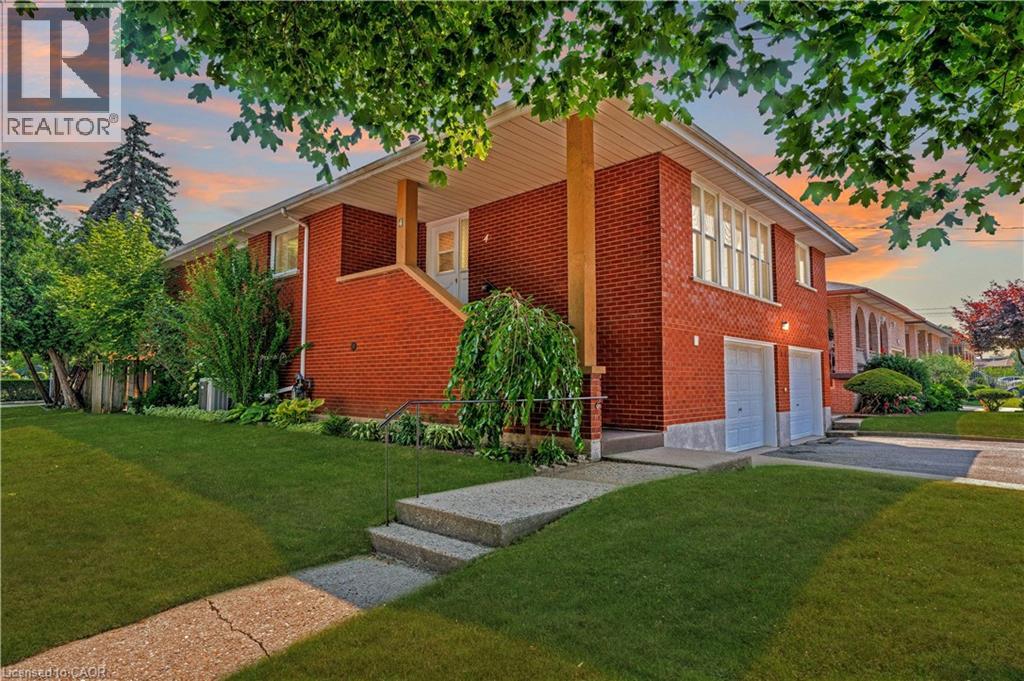 4 Beston Drive, Hamilton, Ontario  L8T 4V7 - Photo 2 - 40752485