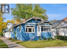 120 32nd STREET W Caswell Hill