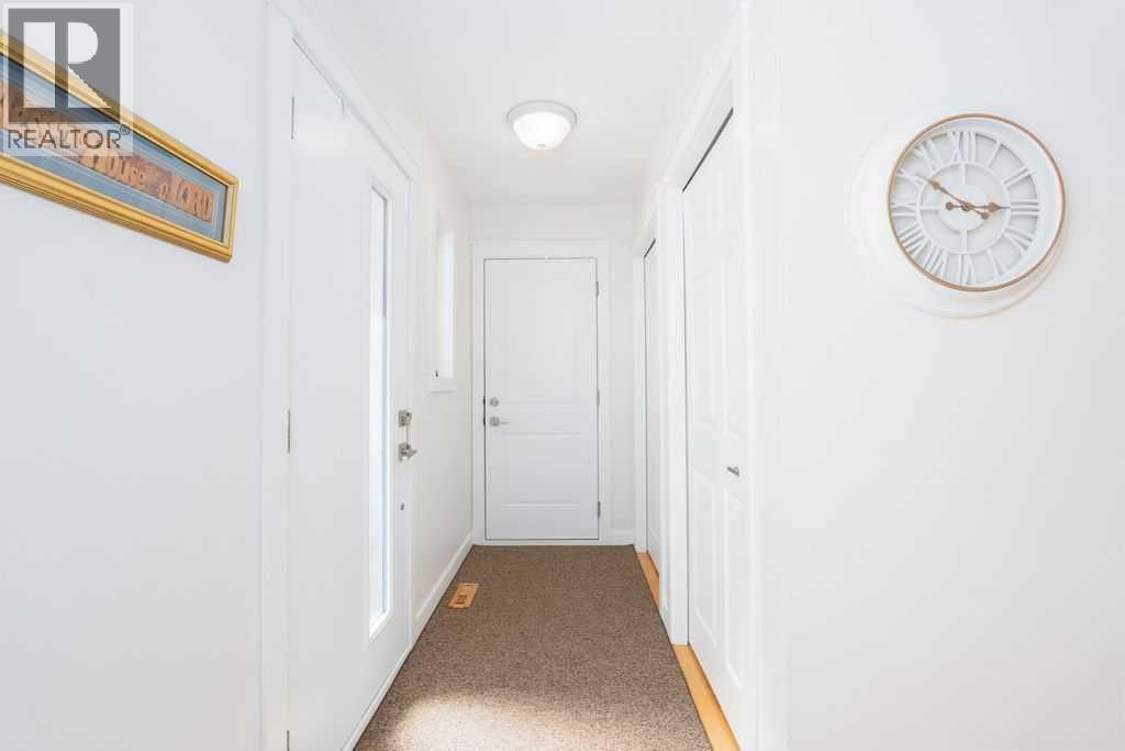 5704 35 Avenue, Camrose, Alberta  T4V 4N2 - Photo 16 - A2251353