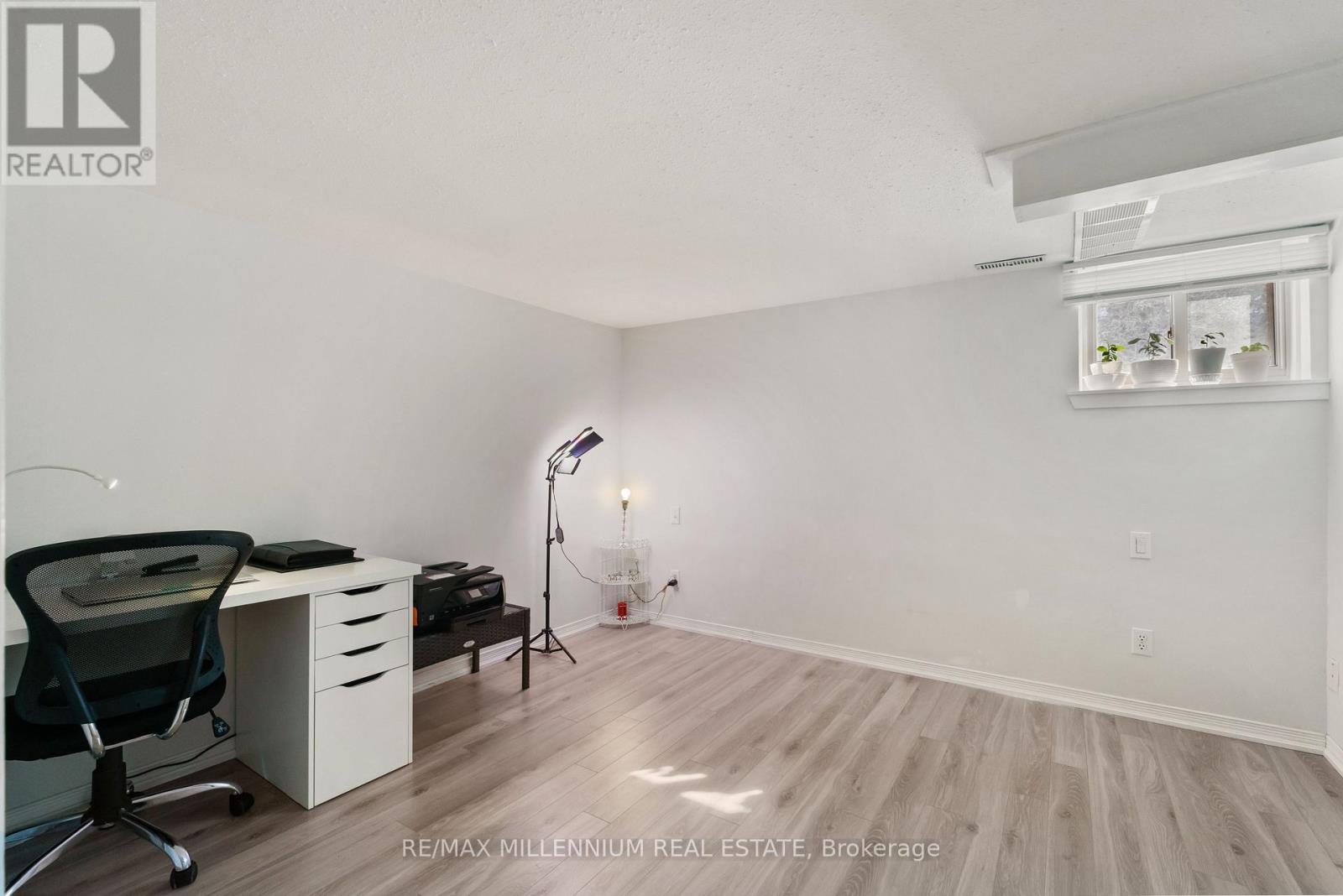 759 Chestnut Street, Innisfil, Ontario  L9S 2H8 - Photo 14 - N12601094