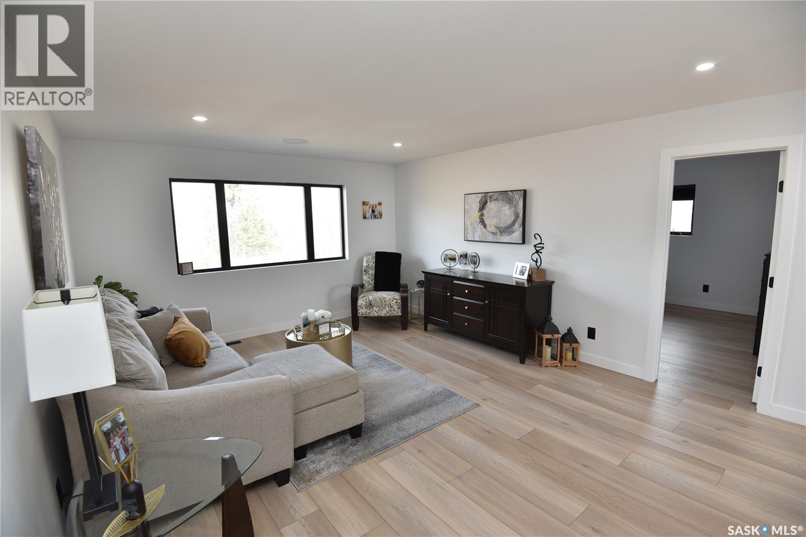 302 Coventry Crescent, Nipawin, Saskatchewan  S0E 1E0 - Photo 32 - SK025204