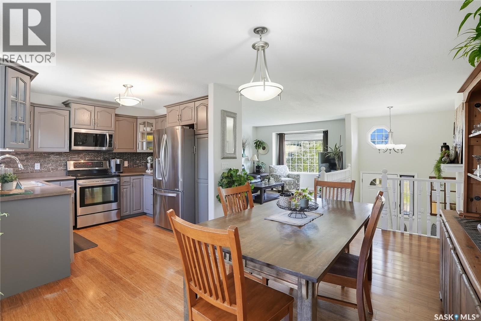 46 1st Avenue N, Martensville, Saskatchewan  S0K 2T0 - Photo 13 - SK025201