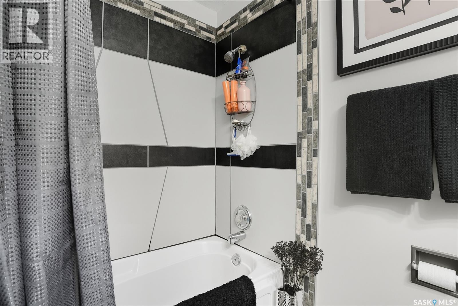 46 1st Avenue N, Martensville, Saskatchewan  S0K 2T0 - Photo 21 - SK025201