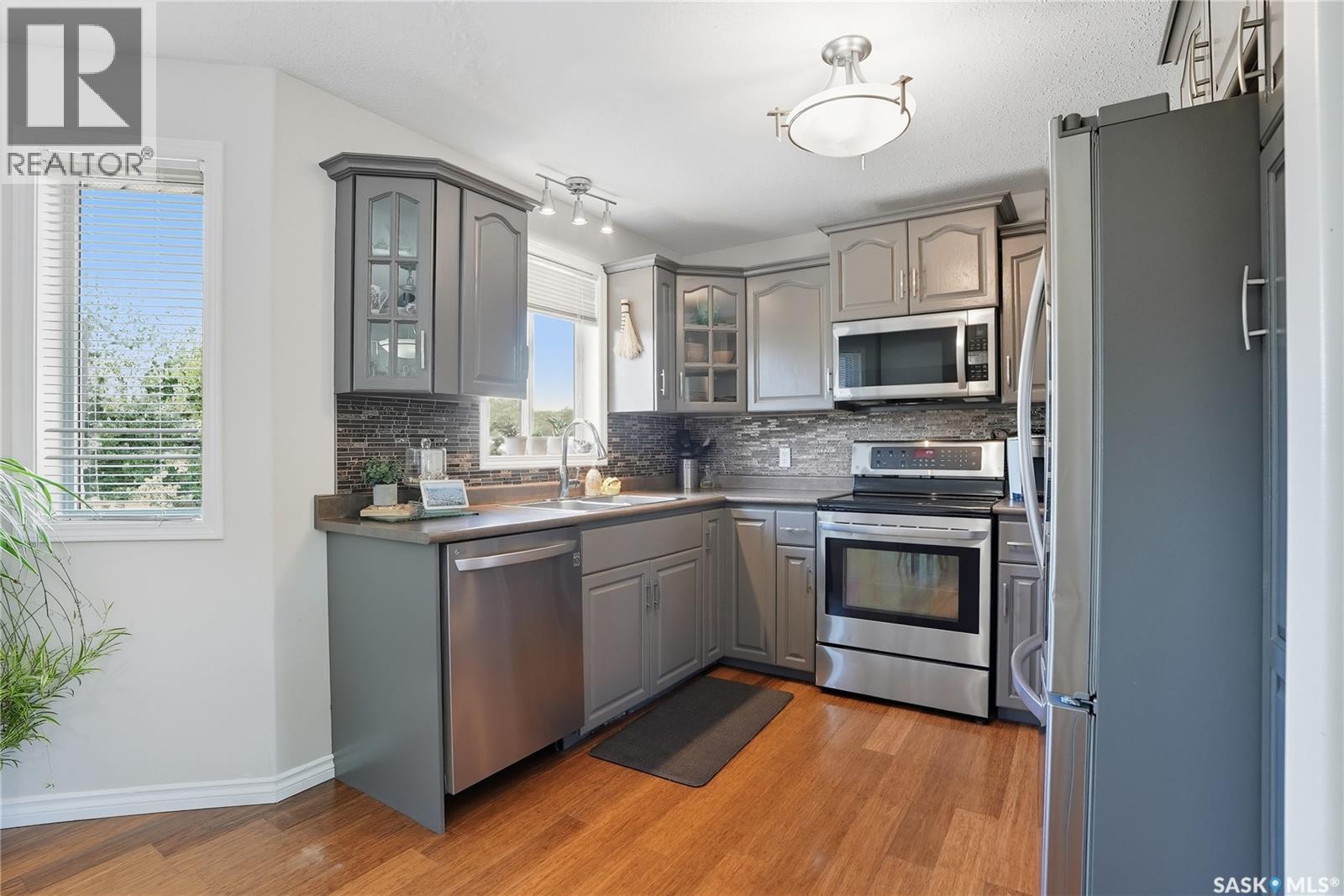 46 1st Avenue N, Martensville, Saskatchewan  S0K 2T0 - Photo 7 - SK025201