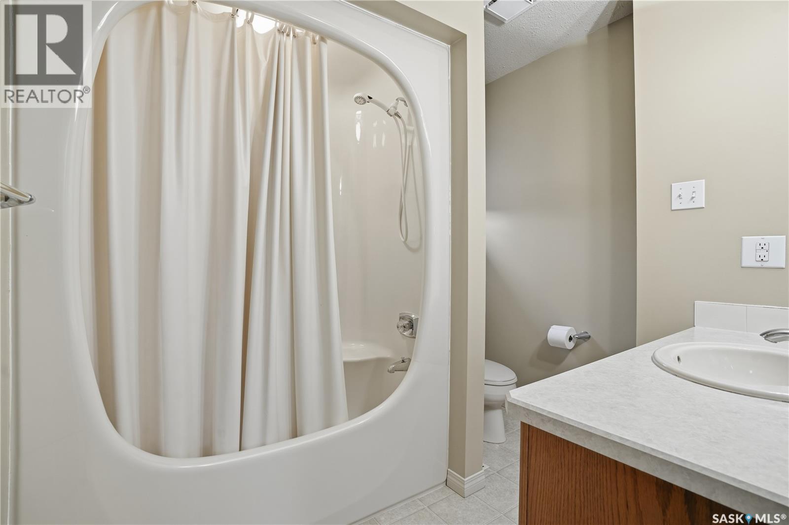 2626 Ehman Bay, Regina, Saskatchewan  S4V 0L6 - Photo 23 - SK025087