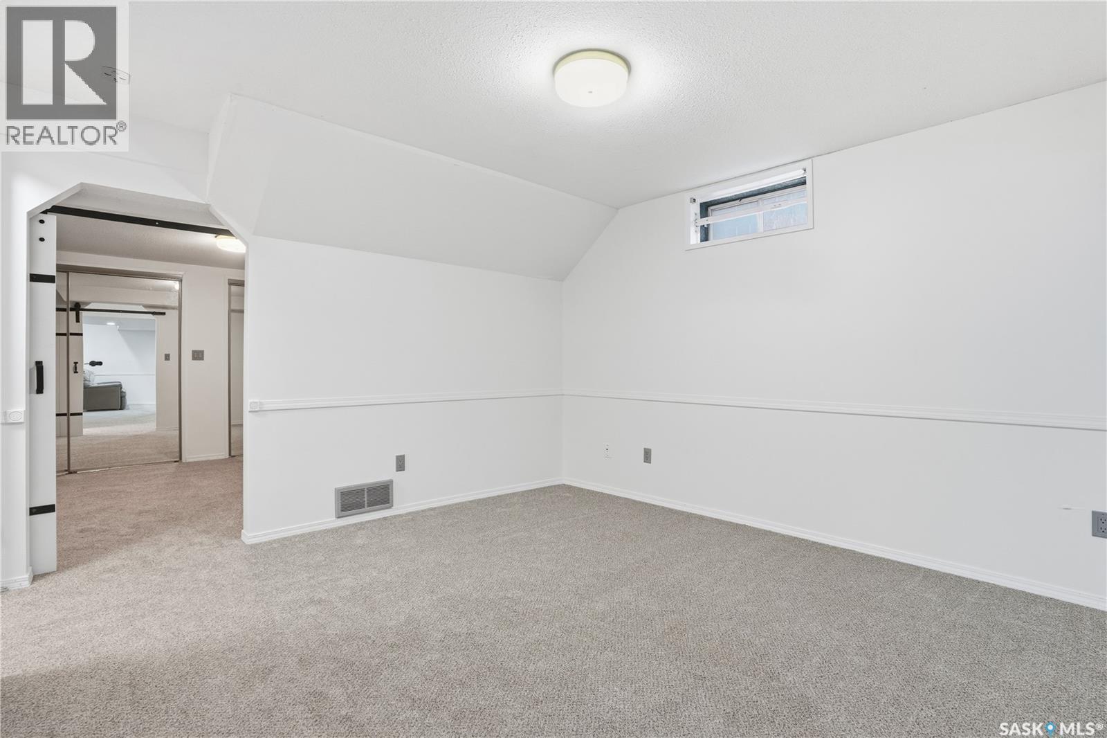 2626 Ehman Bay, Regina, Saskatchewan  S4V 0L6 - Photo 35 - SK025087