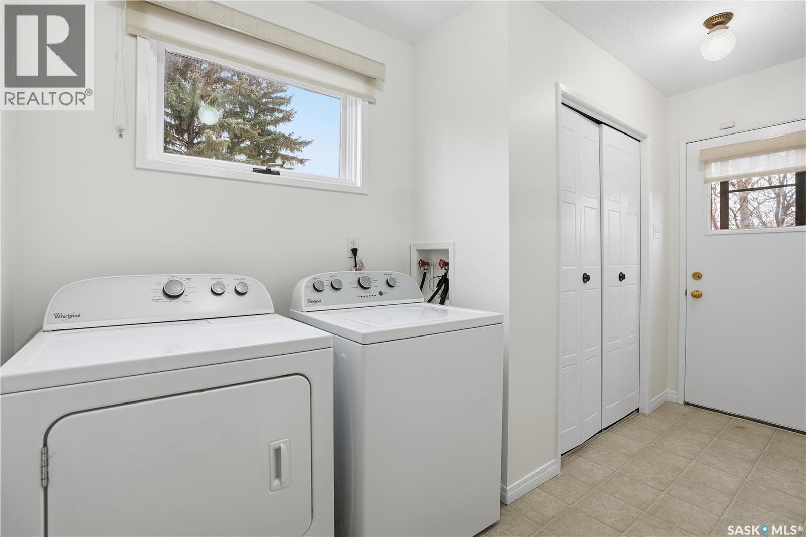 2626 Ehman Bay, Regina, Saskatchewan  S4V 0L6 - Photo 8 - SK025087