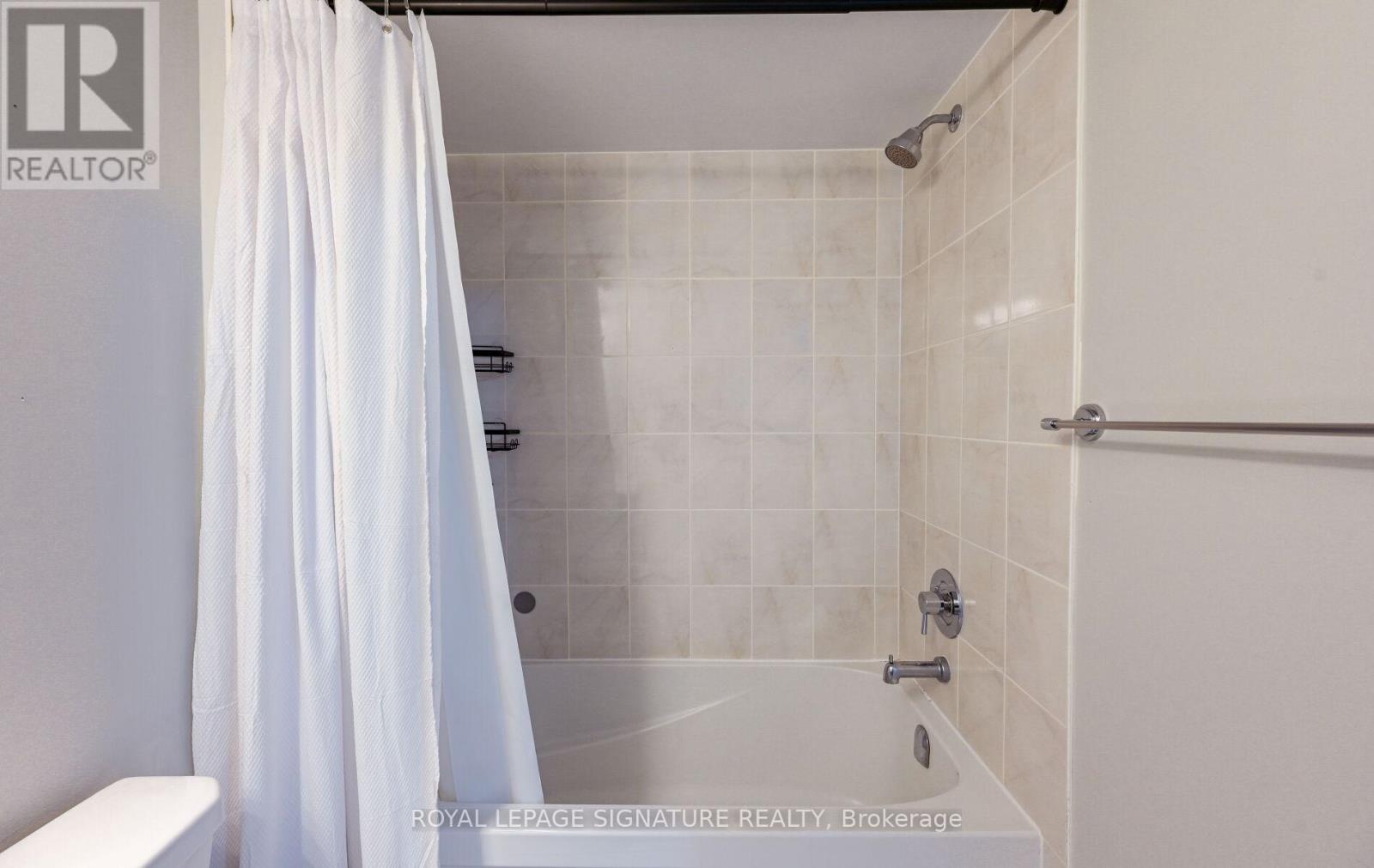 37 Hargrave Lane, Toronto, Ontario  M4N 0A4 - Photo 19 - C12601072