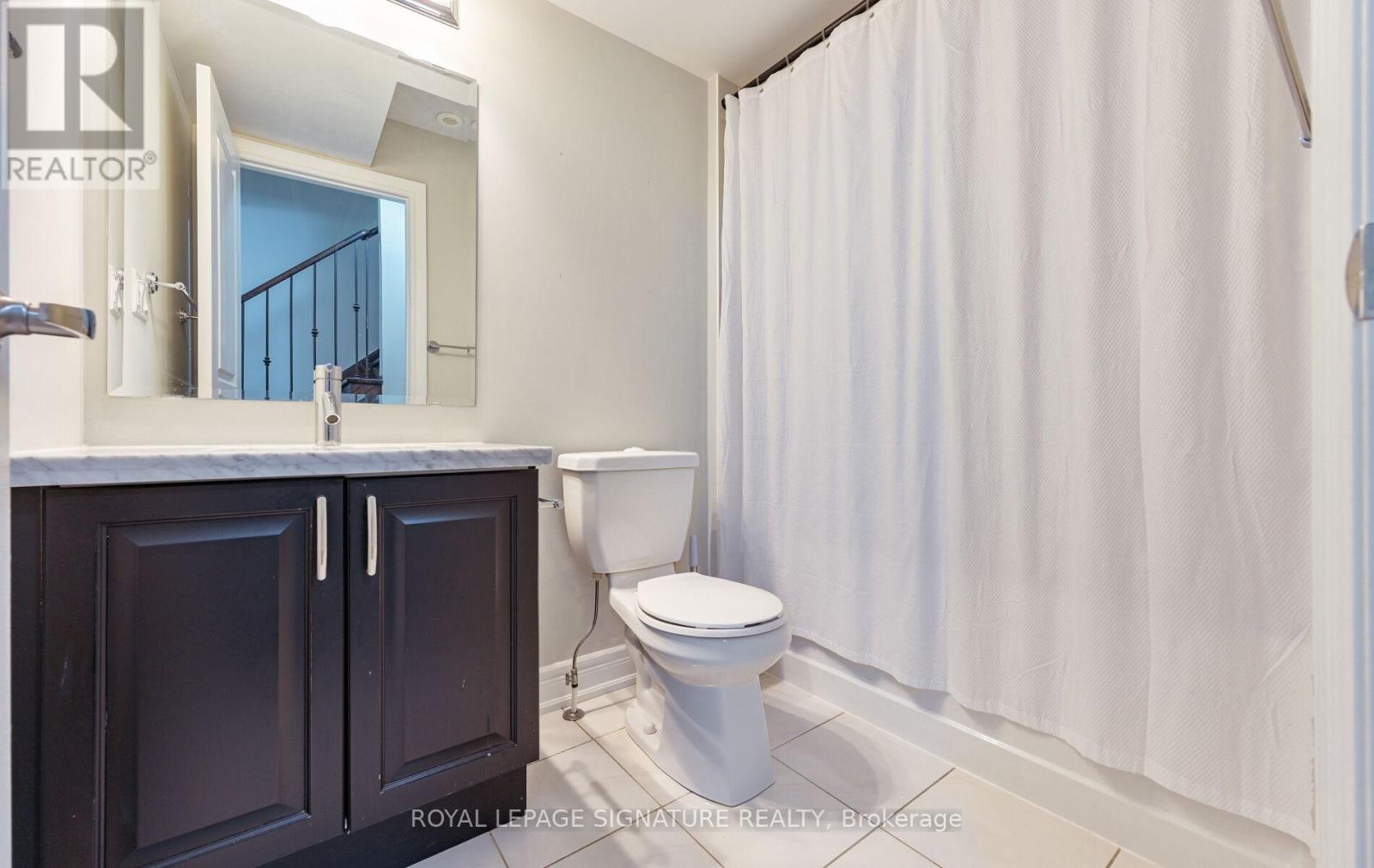 37 Hargrave Lane, Toronto, Ontario  M4N 0A4 - Photo 18 - C12601072