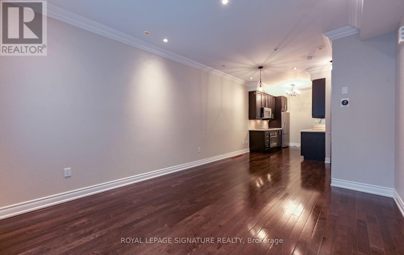 37 Hargrave Lane, Toronto, Ontario  M4N 0A4 - Photo 6 - C12601072