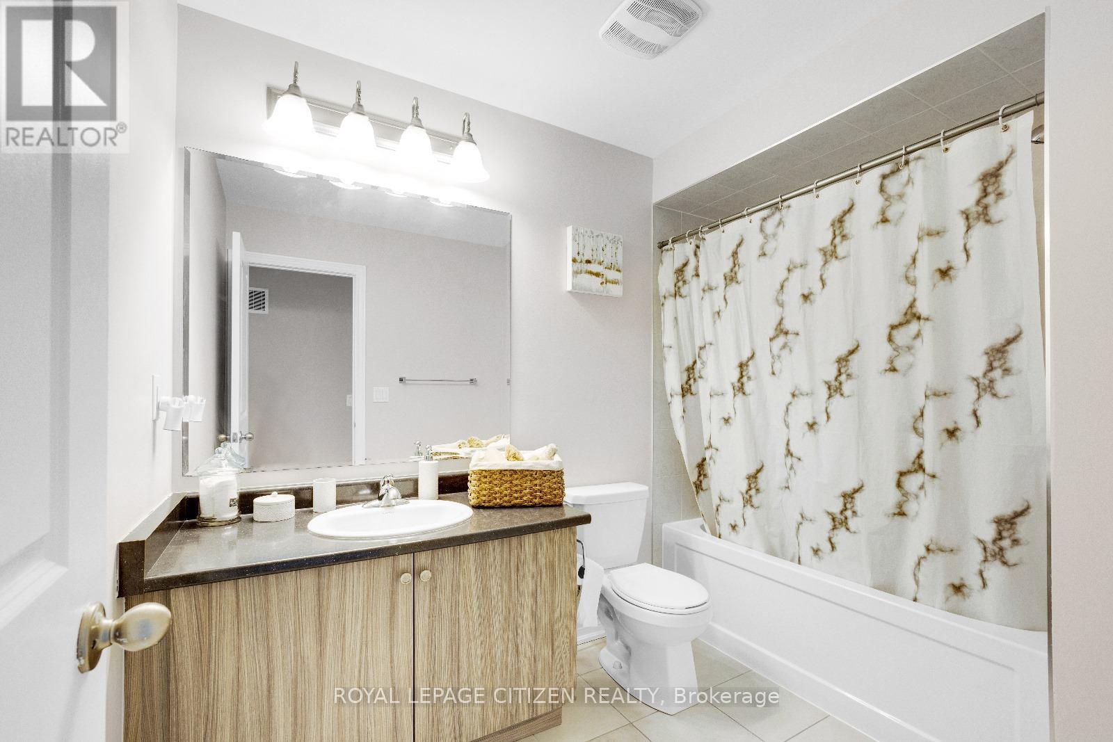 304 Buick Boulevard, Brampton, Ontario  L7A 4L8 - Photo 27 - W12601028