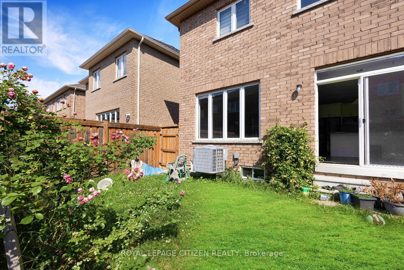 304 Buick Boulevard, Brampton, Ontario  L7A 4L8 - Photo 30 - W12601028