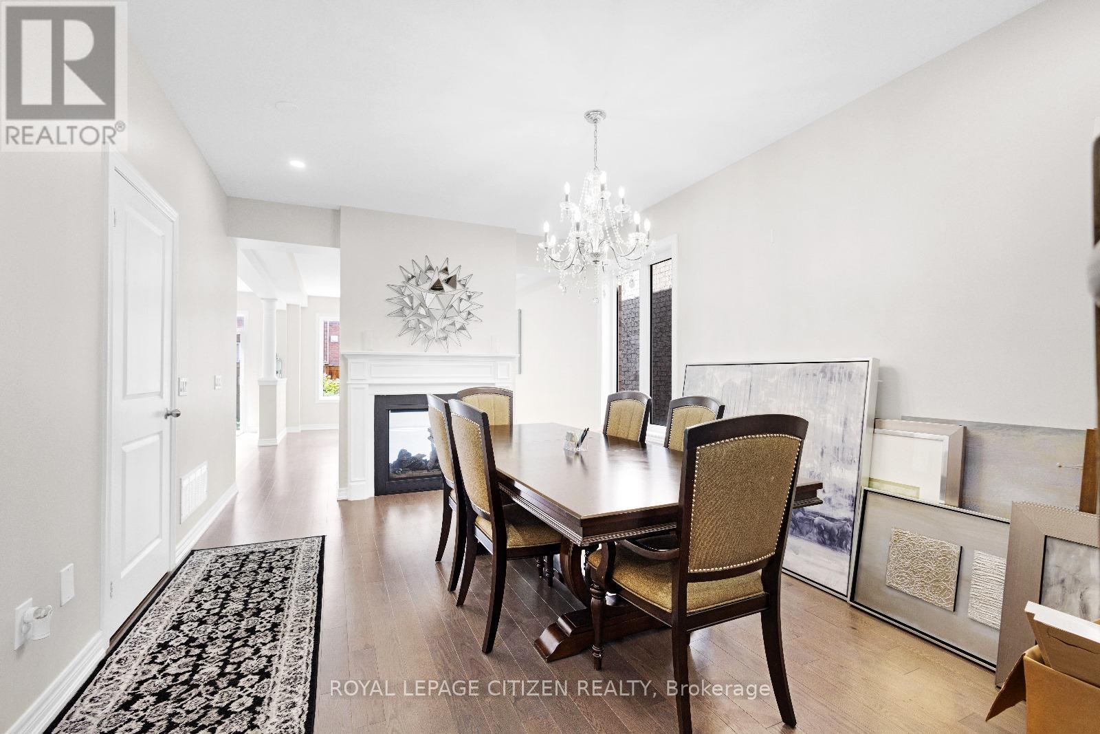 304 Buick Boulevard, Brampton, Ontario  L7A 4L8 - Photo 4 - W12601028