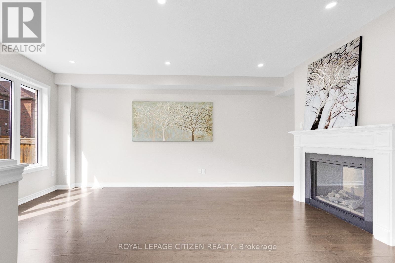 304 Buick Boulevard, Brampton, Ontario  L7A 4L8 - Photo 8 - W12601028