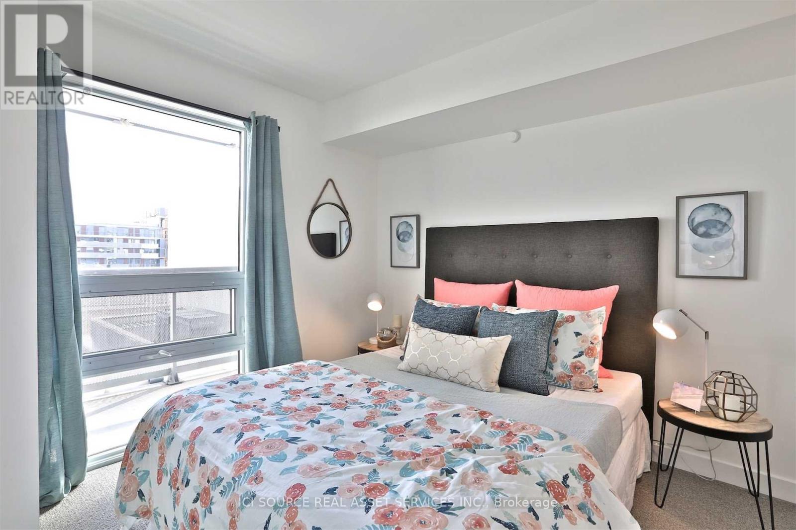 525 - 160 Flemington Road, Toronto, Ontario  M6A 0A9 - Photo 12 - W12601042