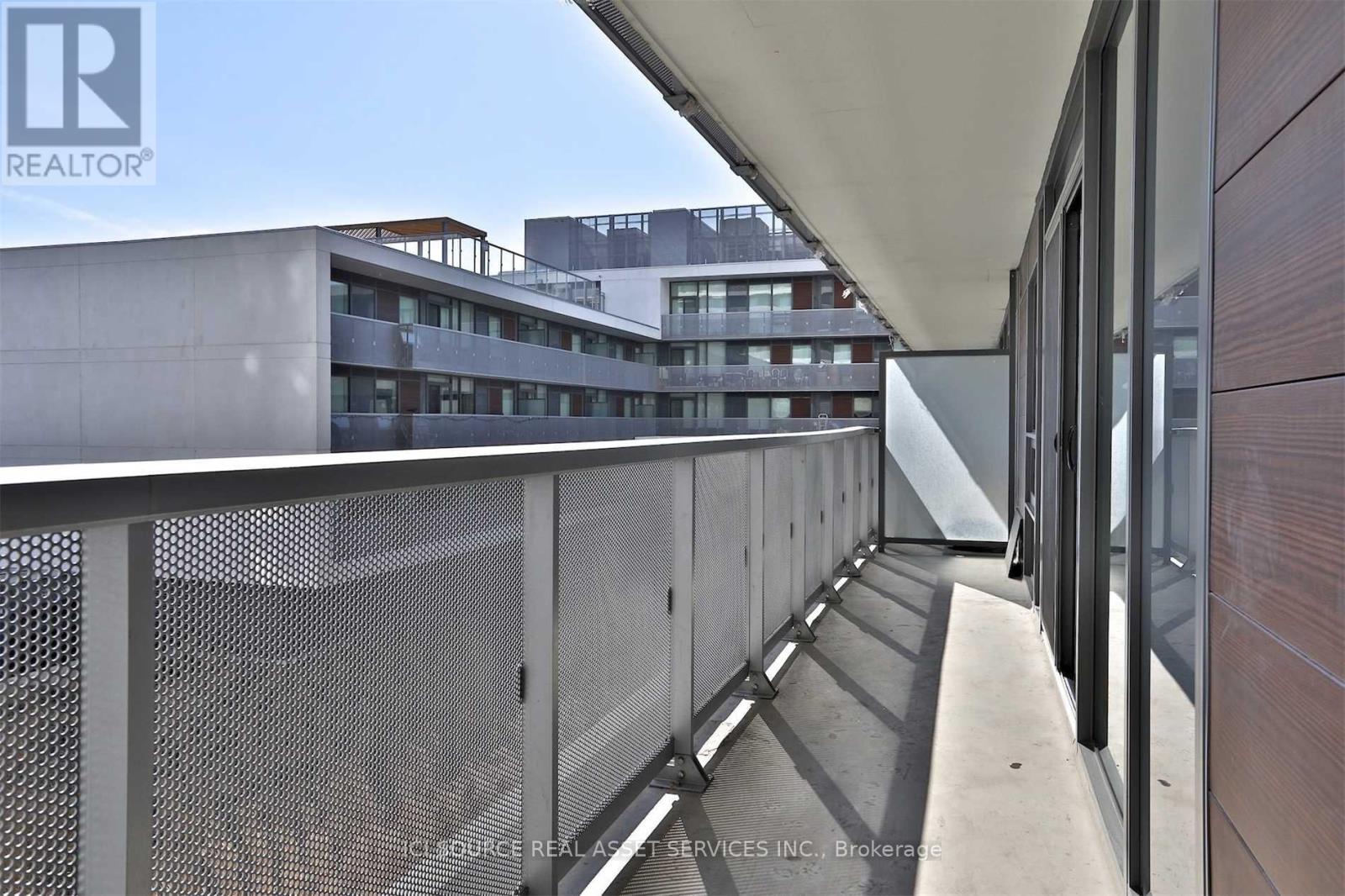 525 - 160 Flemington Road, Toronto, Ontario  M6A 0A9 - Photo 16 - W12601042