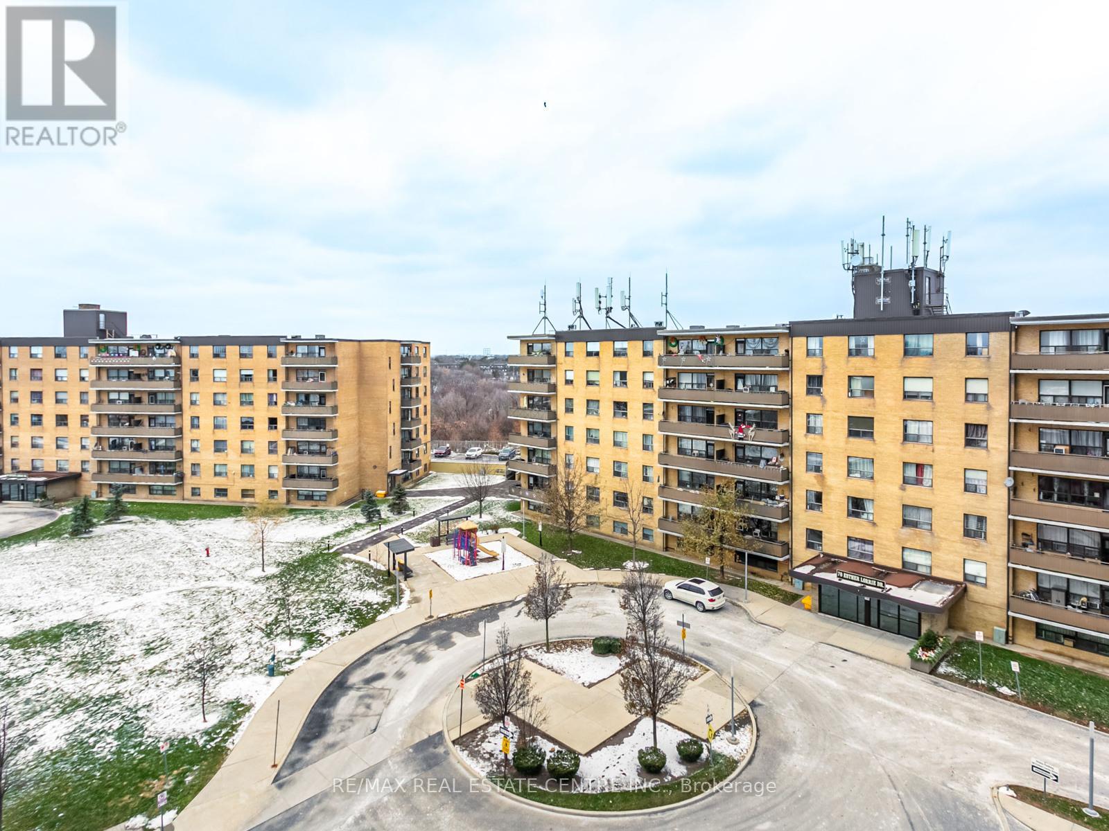 720 - 80 Esther Lorrie Drive, Toronto, Ontario  M9W 4V1 - Photo 27 - W12601062