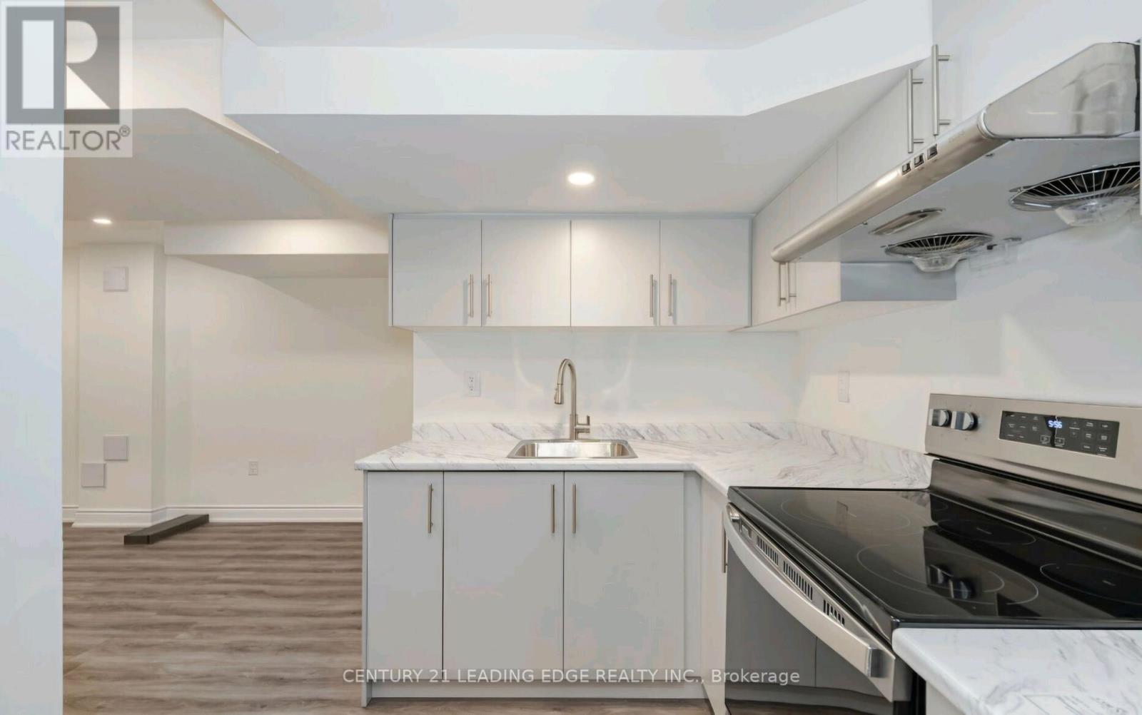 Bsmt - 28 Amity Road W, Mississauga, Ontario  L5M 1P2 - Photo 6 - W12601106