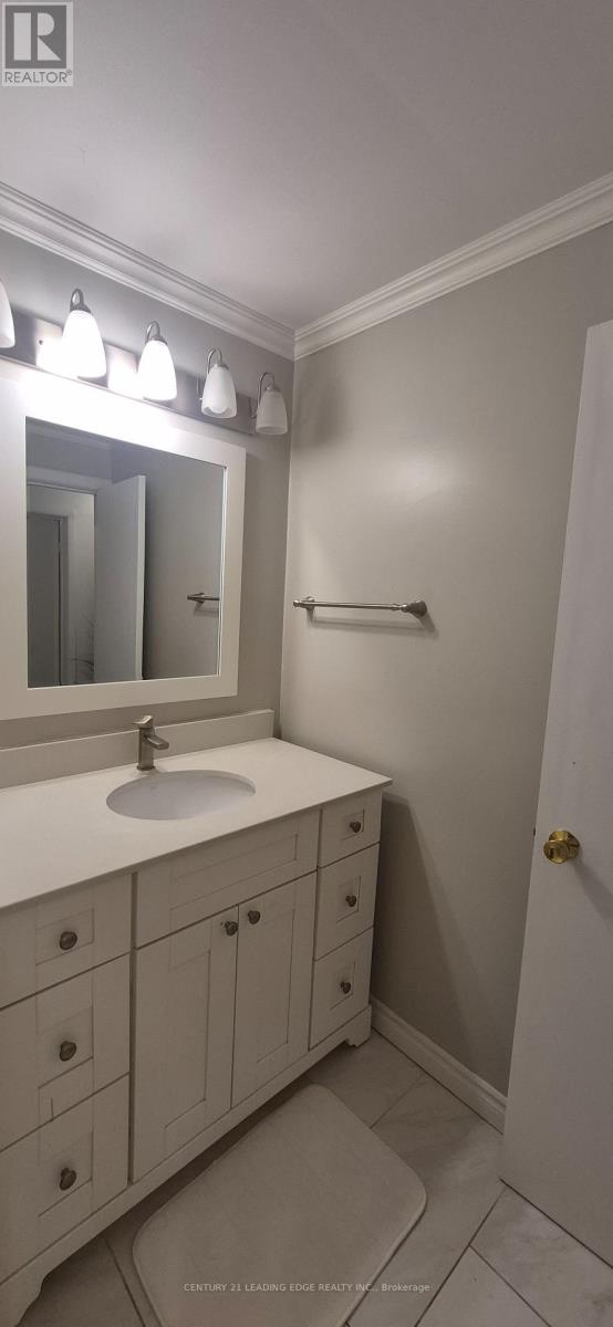 Main - 28 Amity Road W, Mississauga, Ontario  L5M 1P2 - Photo 17 - W12601114