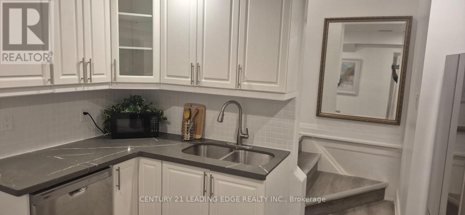 Main - 28 Amity Road W, Mississauga, Ontario  L5M 1P2 - Photo 28 - W12601114