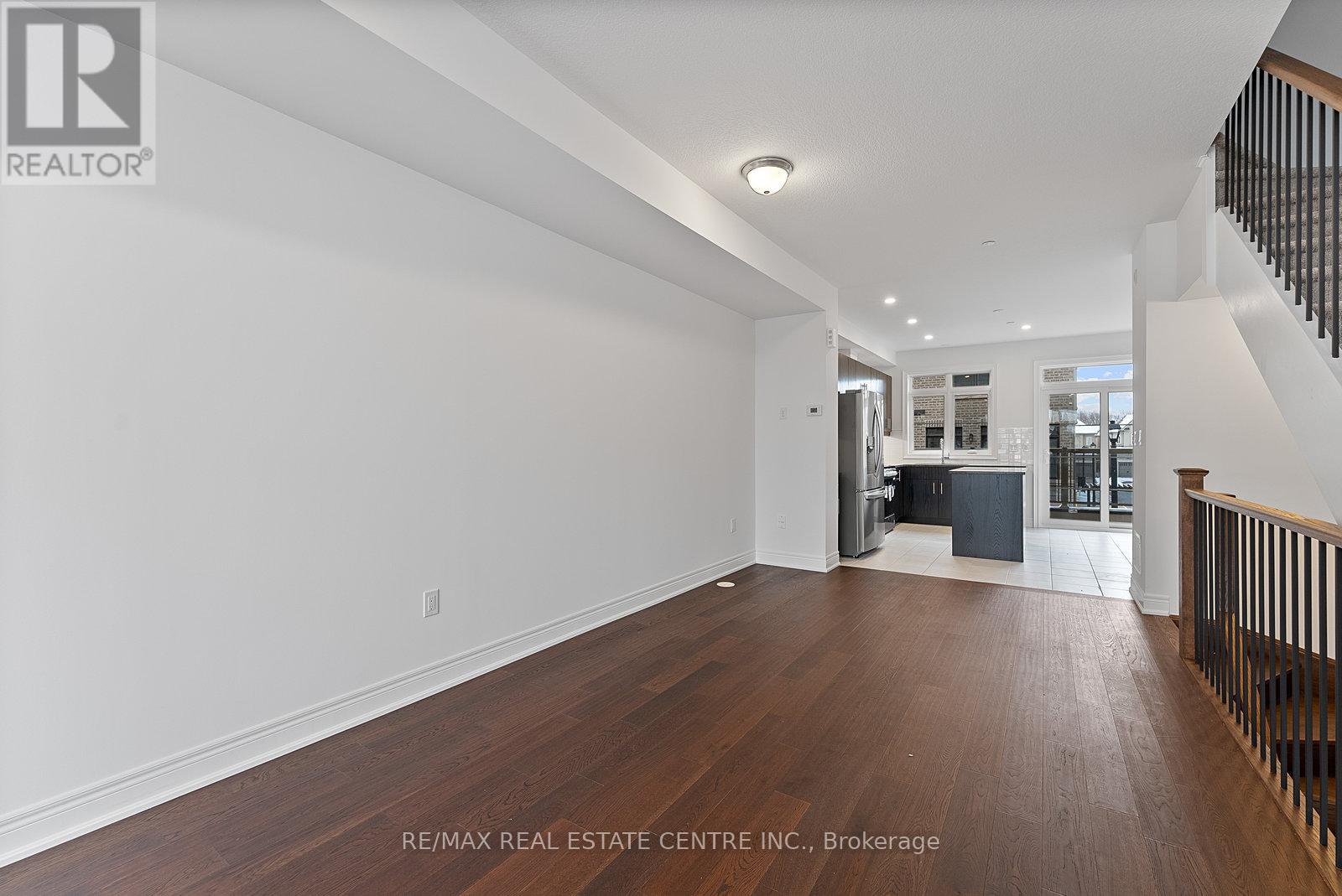 47 - 2140 Trafalgar Rd Road, Oakville, Ontario  L6B 7H2 - Photo 16 - W12601130