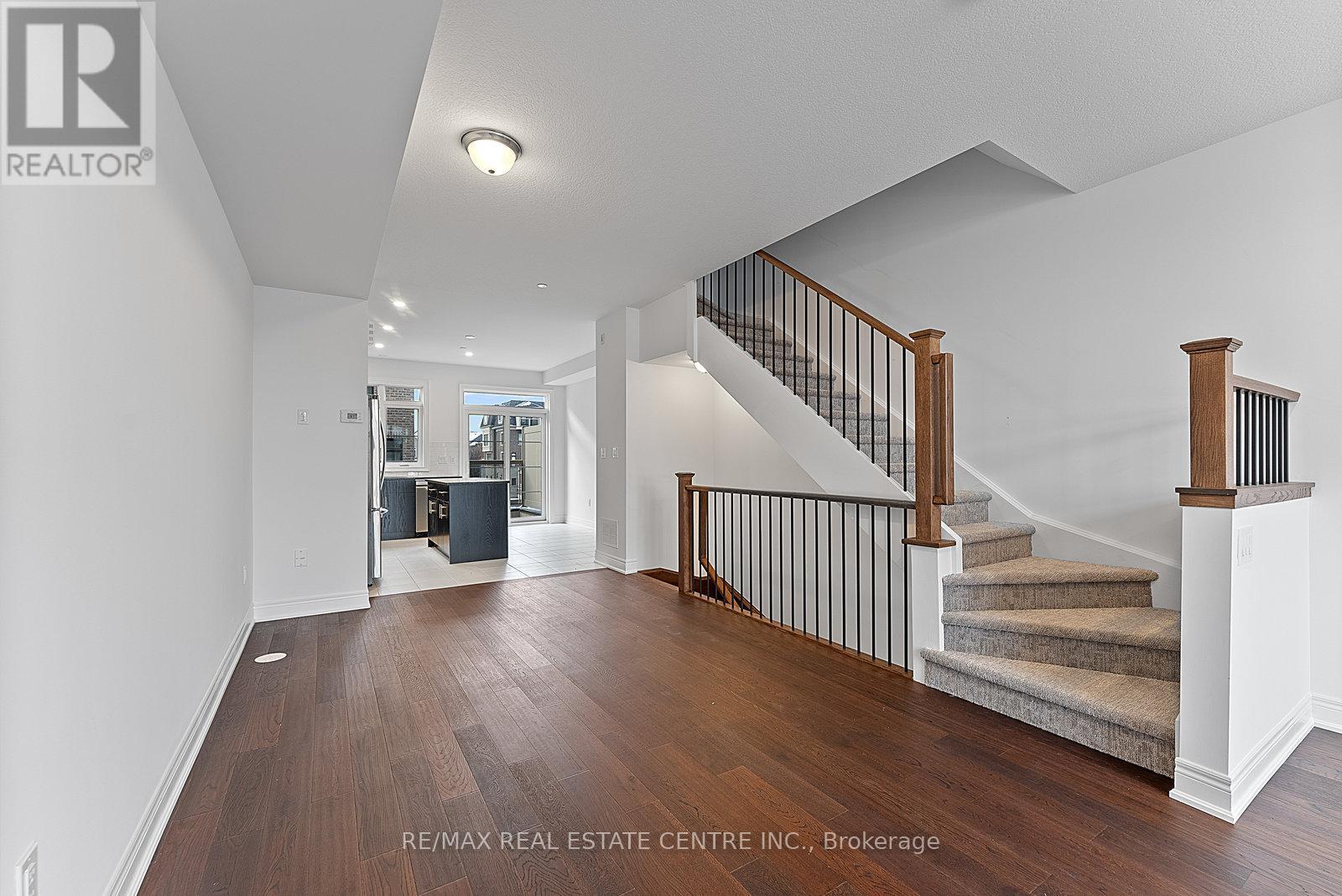 47 - 2140 Trafalgar Rd Road, Oakville, Ontario  L6B 7H2 - Photo 18 - W12601130