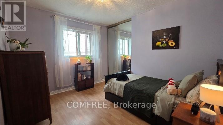 48 Tartan Drive, Ottawa, Ontario  K2J 2V5 - Photo 9 - X12486747