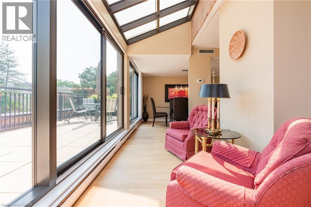 100 Lakeshore Road E Unit# 710, Oakville, Ontario  L6J 6M9 - Photo 11 - 40792373