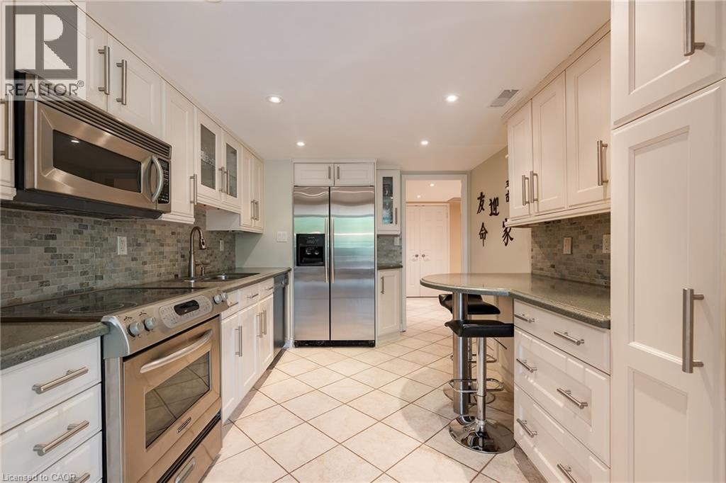 100 Lakeshore Road E Unit# 710, Oakville, Ontario  L6J 6M9 - Photo 14 - 40792373