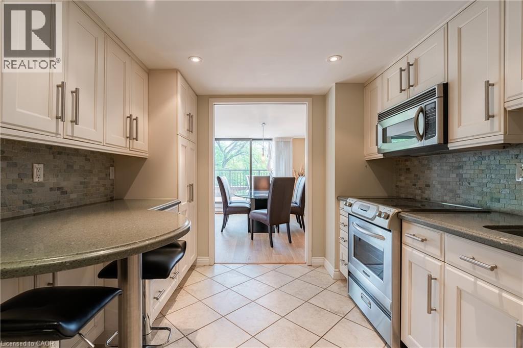 100 Lakeshore Road E Unit# 710, Oakville, Ontario  L6J 6M9 - Photo 15 - 40792373