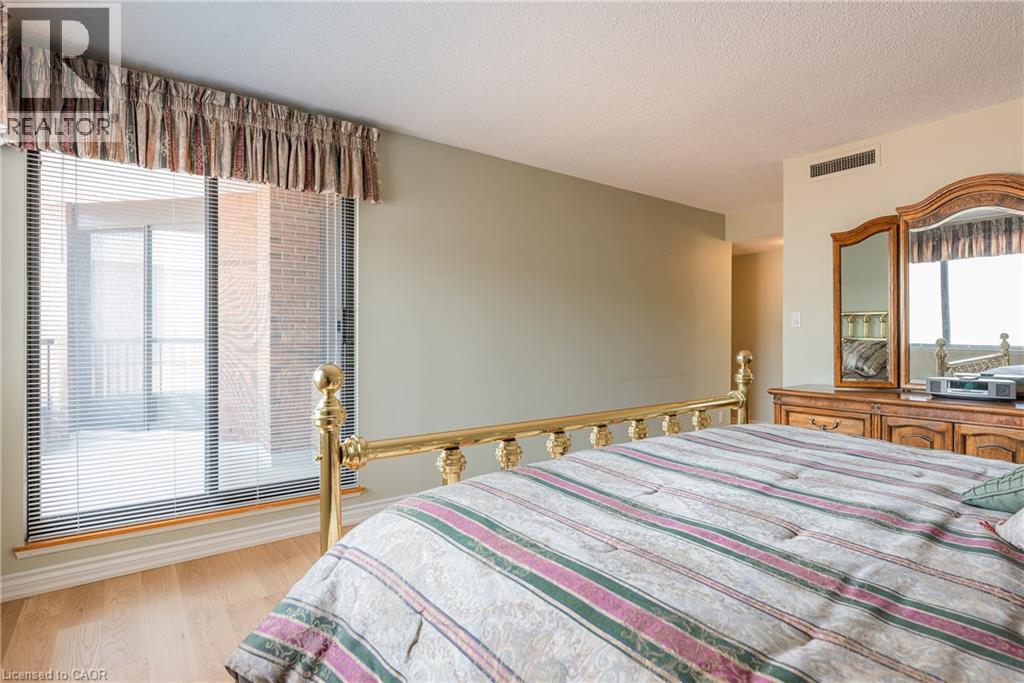 100 Lakeshore Road E Unit# 710, Oakville, Ontario  L6J 6M9 - Photo 22 - 40792373