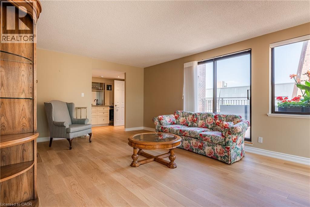 100 Lakeshore Road E Unit# 710, Oakville, Ontario  L6J 6M9 - Photo 9 - 40792373