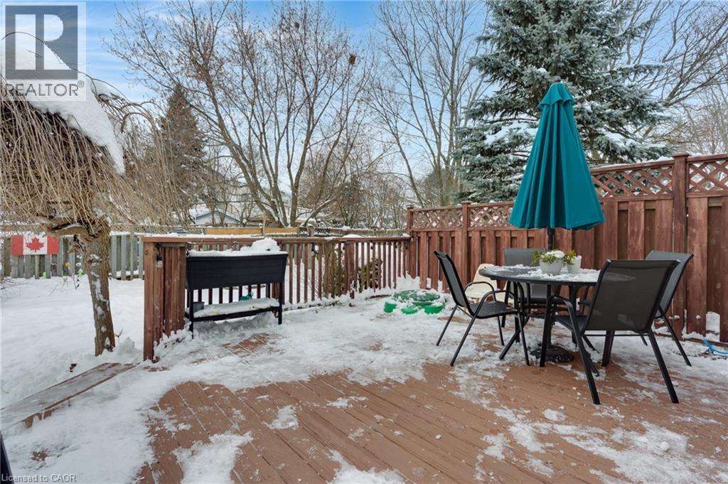 225 Thornbird Place, Waterloo, Ontario N2T 2P1 - Photo 38 - 40792285