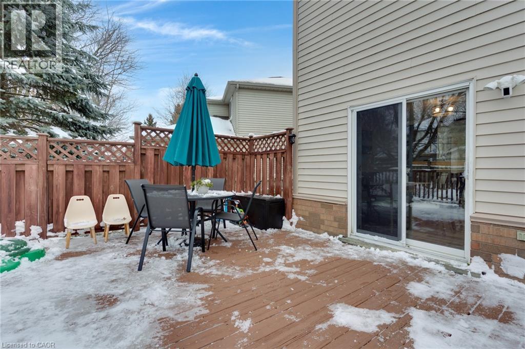 225 Thornbird Place, Waterloo, Ontario N2T 2P1 - Photo 39 - 40792285
