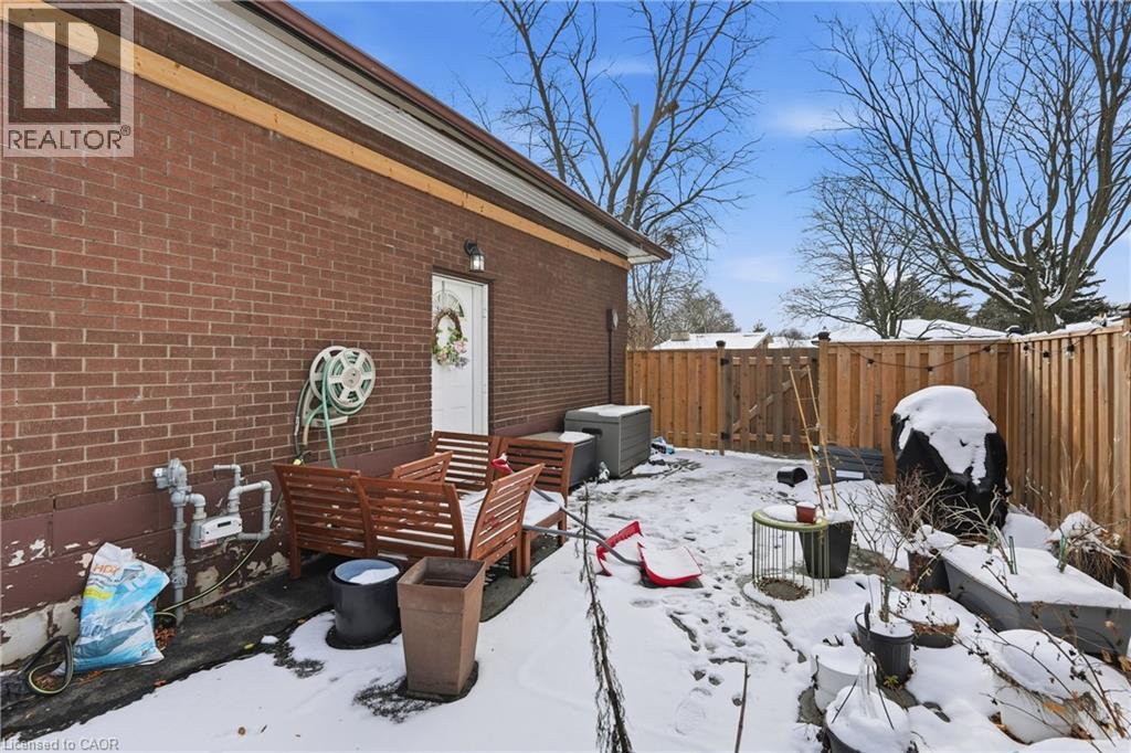 92 South Bend Road W Unit# Lower, Hamilton, Ontario  L9C 1N1 - Photo 13 - 40791540