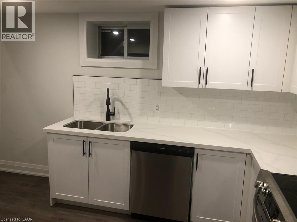 92 South Bend Road W Unit# Lower, Hamilton, Ontario  L9C 1N1 - Photo 6 - 40791540