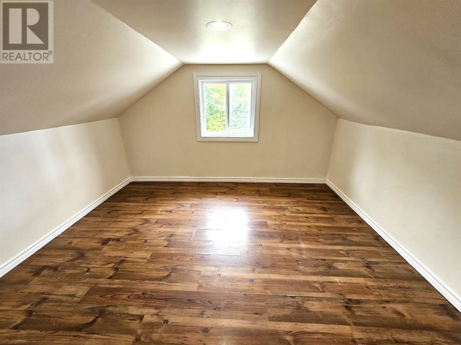 51 Pardee Ave, Sault Ste. Marie, Ontario P6B 1V9 - Photo 16 - SM253309