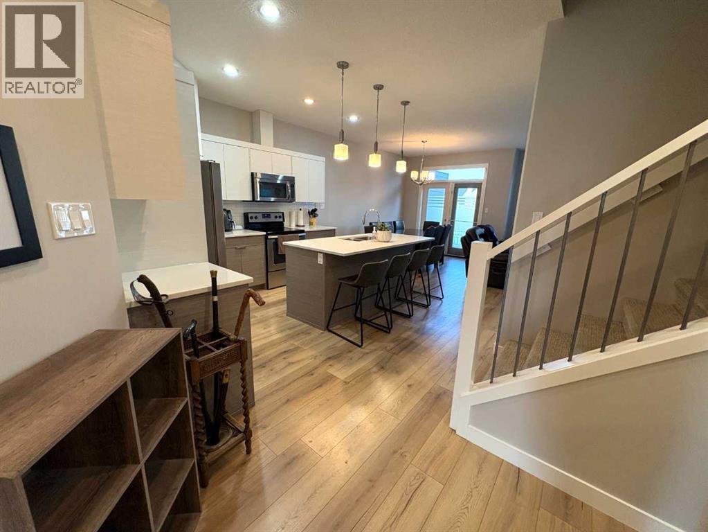 2, 77 Aquitania Circle W, Lethbridge, Alberta  T1J 5M5 - Photo 3 - A2258936