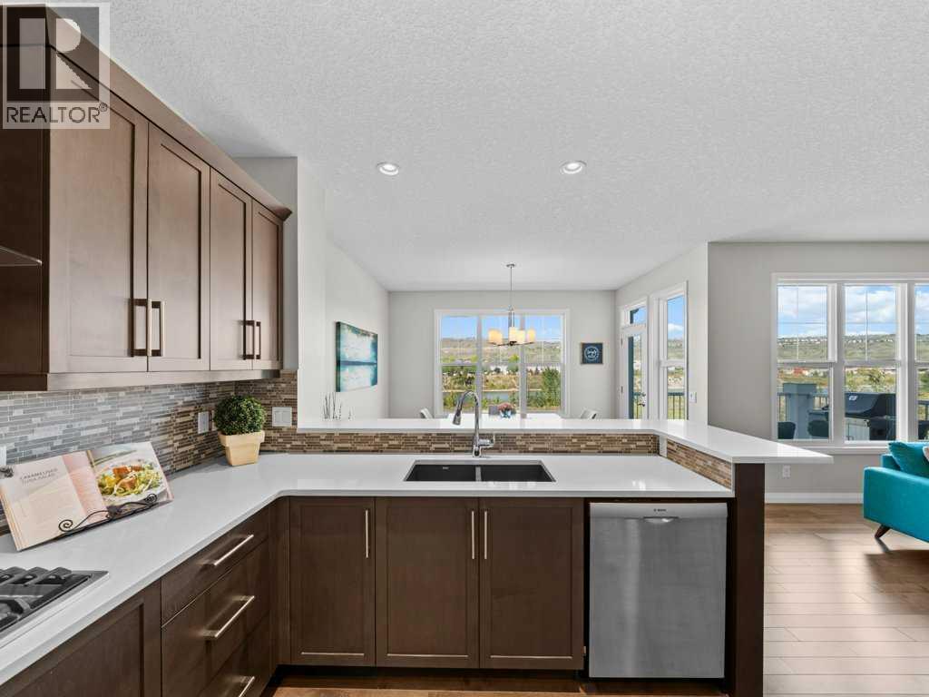 34 Riviera View, Cochrane, Alberta  T4C 0Y7 - Photo 11 - A2258579