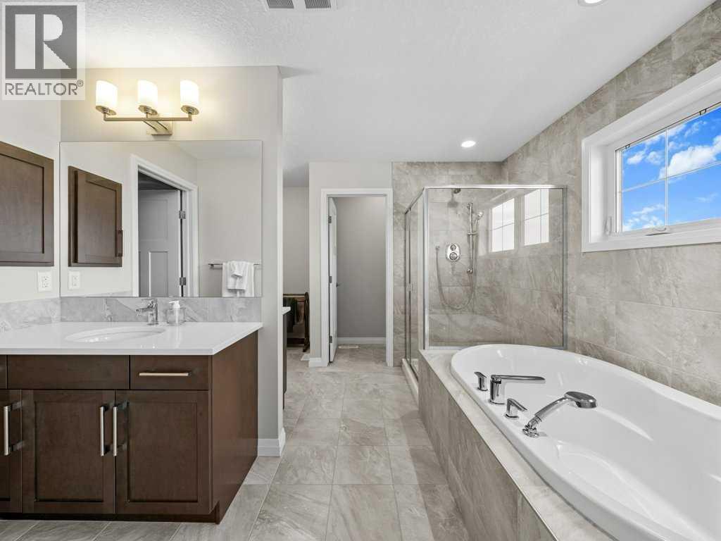 34 Riviera View, Cochrane, Alberta  T4C 0Y7 - Photo 25 - A2258579