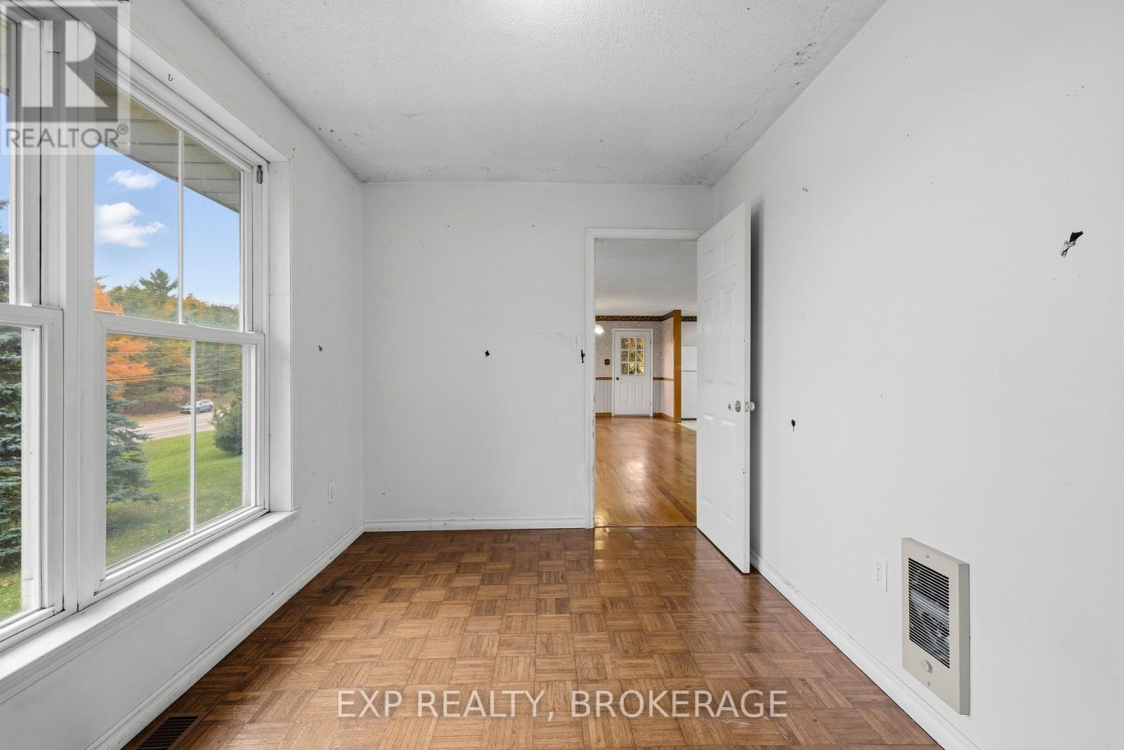 6392 Perth Road, Frontenac, Ontario  K0H 2L0 - Photo 16 - X12601148