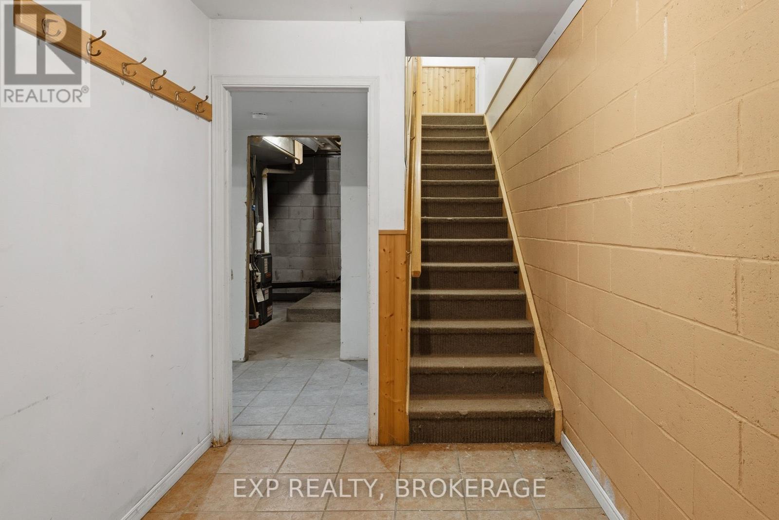 6392 Perth Road, Frontenac, Ontario  K0H 2L0 - Photo 19 - X12601148