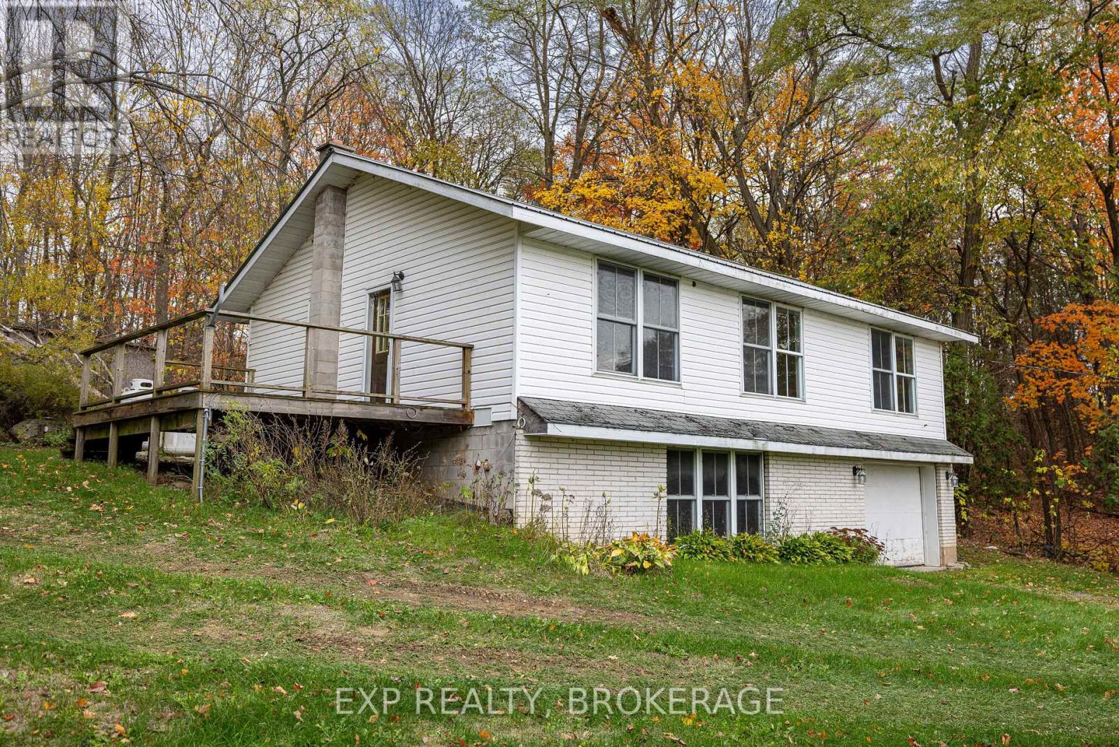 6392 Perth Road, Frontenac, Ontario  K0H 2L0 - Photo 3 - X12601148