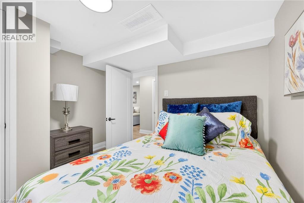 257 Broadway Avenue, Hamilton, Ontario  L8S 2W7 - Photo 29 - 40792376