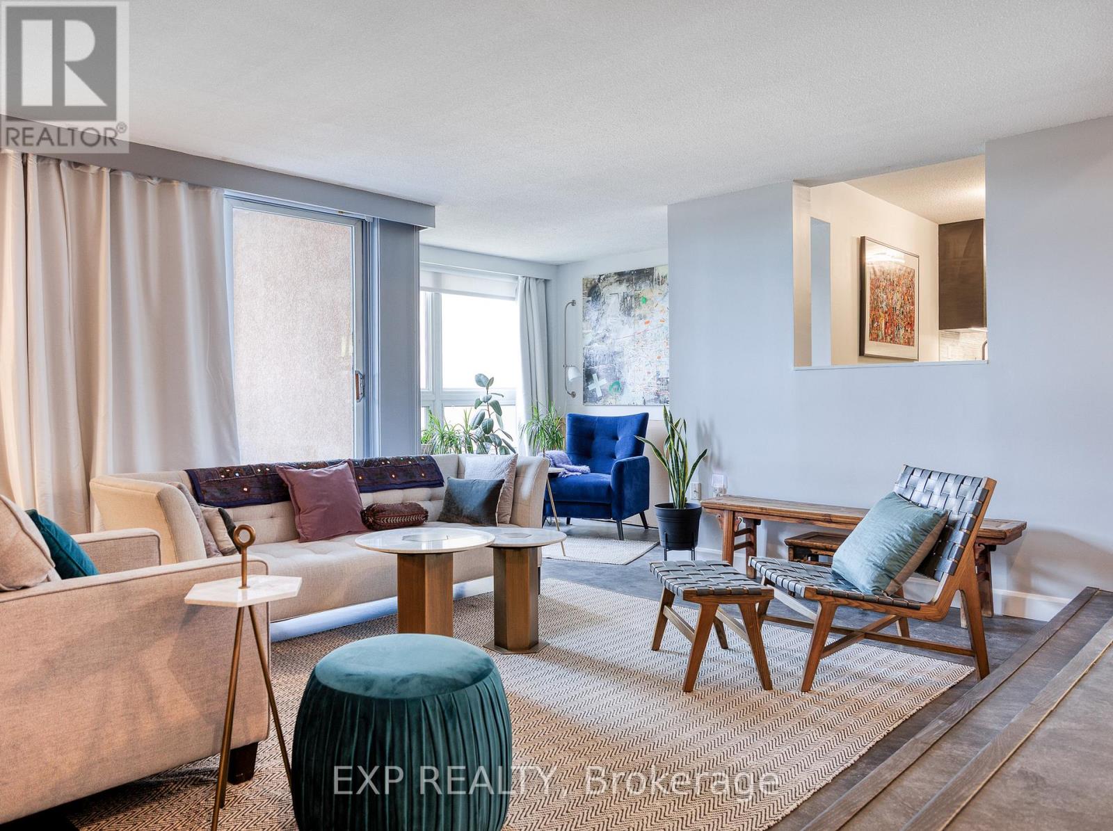 1003 - 373 Laurier Avenue E, Ottawa, Ontario  K1N 8X6 - Photo 10 - X12310325